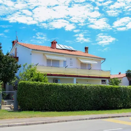 Amelie Apartment *
