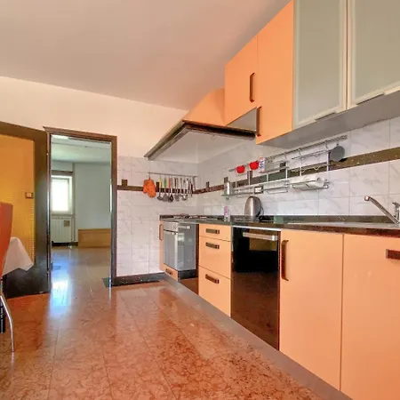 Amelie * Novigrad Istria